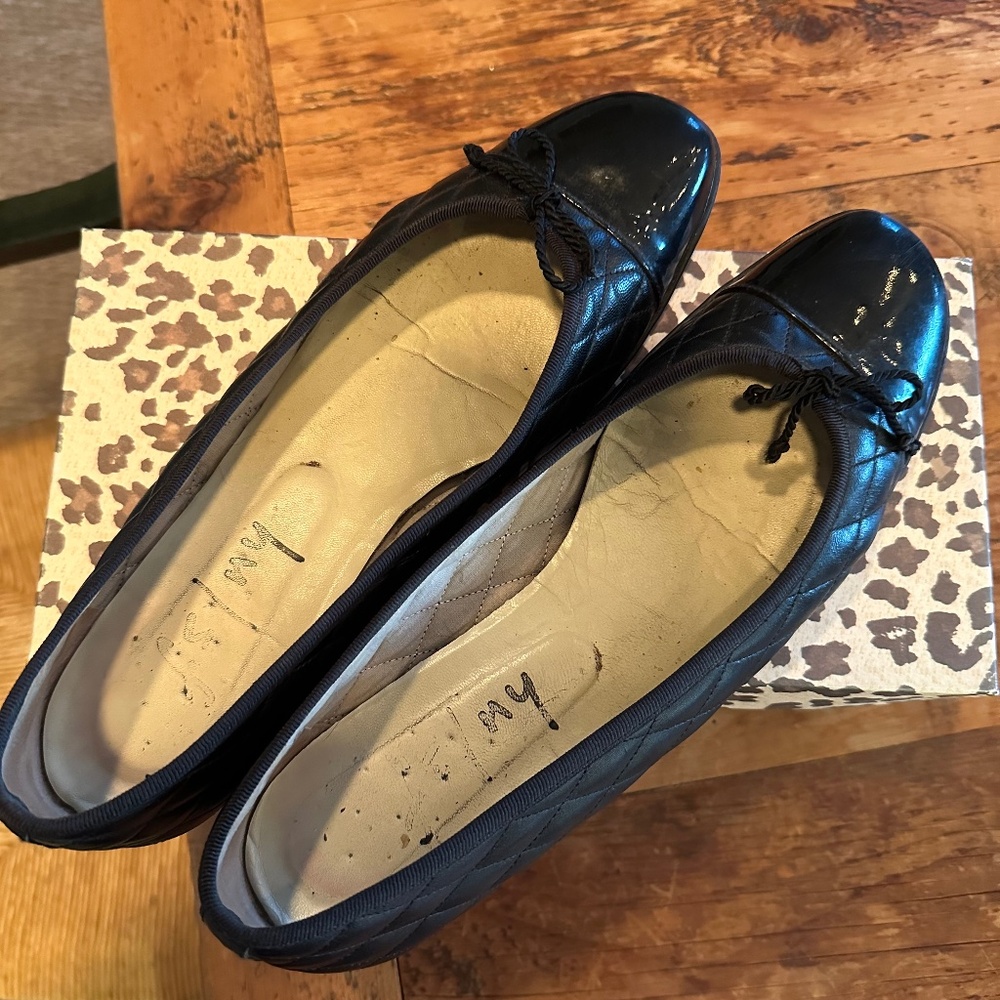 French Sole Black Patent Ballet Flats Size 9